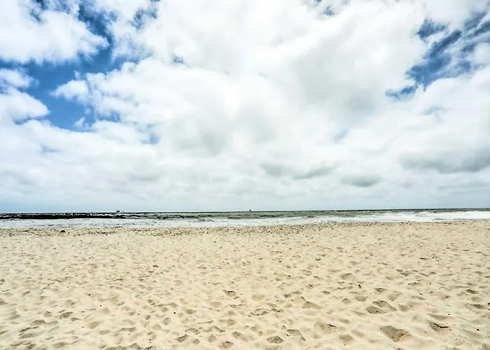 Holiday home Walk To Beach! Family W/ Deck Gulf Shores